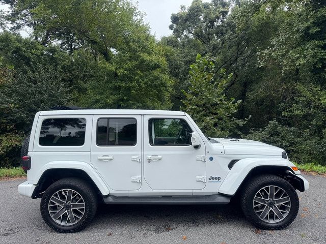 Used 2024 Jeep Wrangler High Altitude AWD/4WD image 5
