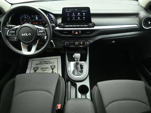 Used 2023 Kia Forte LXS FWD image 18