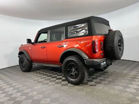 Used 2024 Ford Bronco Wildtrak image 6