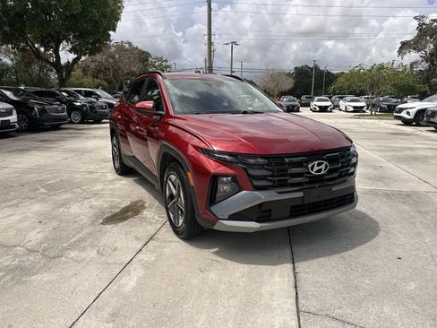 Used 2025 Hyundai Tucson SEL FWD image 17
