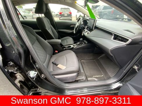 Used 2020 Toyota Corolla LE FWD image 27