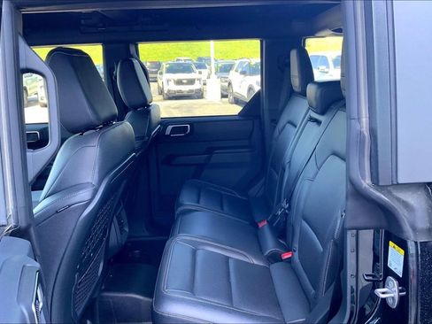 Used 2025 Ford Bronco Big Bend w/ Black Diamond Package AWD/4WD image 11