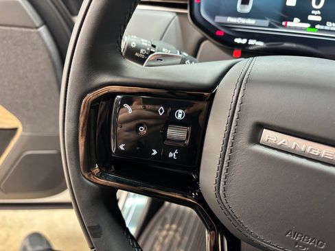 New 2025 Land Rover Range Rover Sport Dynamic SE image 20