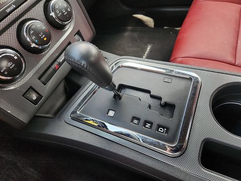 Used 2013 Dodge Challenger R/T RWD image 26