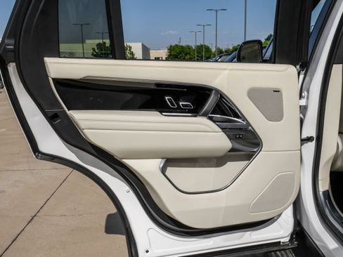 New 2026 Land Rover Range Rover Long Wheelbase SE AWD/4WD image 56