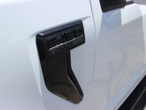 Used 2025 Ford F150 Lariat AWD/4WD image 2