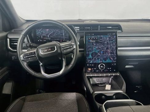 Used 2025 GMC Terrain Elevation AWD/4WD image 19