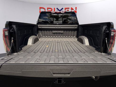 New 2026 GMC Sierra 2500 AT4 w/ AT4 Premium Plus Package AWD/4WD image 36