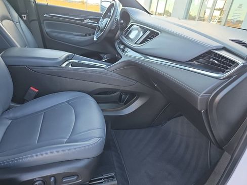 Used 2023 Buick Enclave Essence w/ Sport Touring Edition image 14