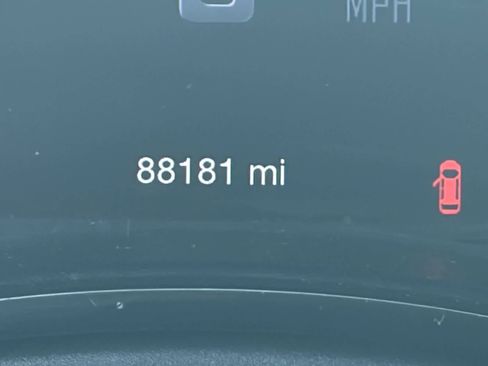 Used 2021 Dodge Durango SXT w/ 3rd Row Seating Group image 23