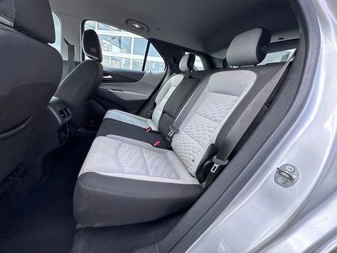 Used 2020 Chevrolet Equinox LS w/ LPO, Floor Liner Package FWD image 30
