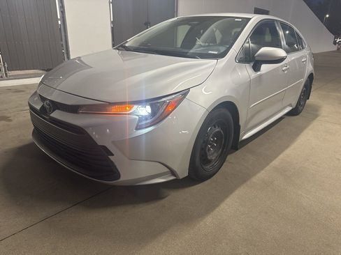 Used 2023 Toyota Corolla LE w/ Carpet Mat Package (TMS) image 1