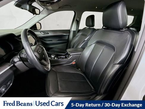 Used 2021 Jeep Grand Cherokee L Limited AWD/4WD image 29