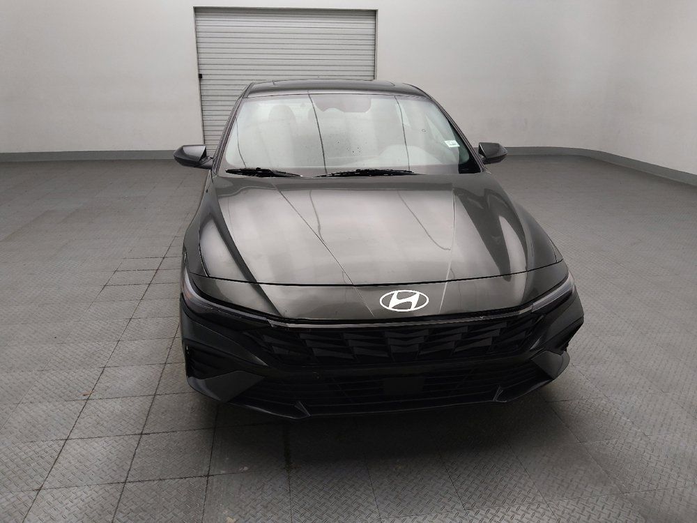 Used 2024 Hyundai Elantra SEL w/ Convenience Package FWD image 15