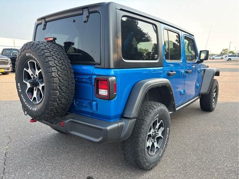 Used 2022 Jeep Wrangler Unlimited Rubicon AWD/4WD image 3