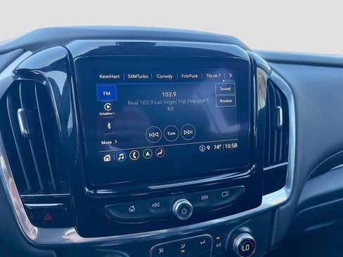 Used 2022 Chevrolet Traverse RS AWD/4WD image 14