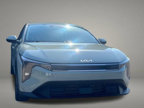 Used 2025 Kia K4 FWD image 8