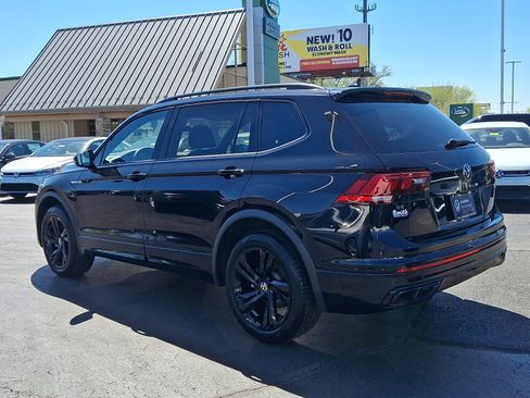 Certified 2024 Volkswagen Tiguan SE R-Line AWD/4WD image 4