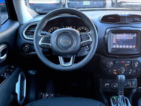 Used 2021 Jeep Renegade Sport image 6