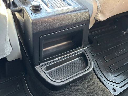 Used 2011 Land Rover LR2 HSE AWD/4WD image 49