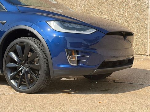 Used 2021 Tesla Model X AWD/4WD image 13