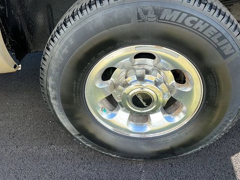 Used 2004 Ford Excursion Limited AWD/4WD image 33