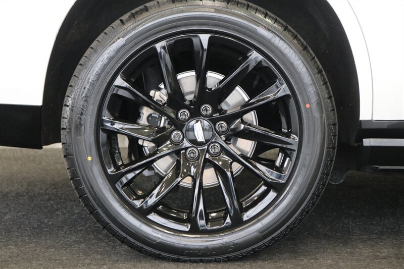 Used 2024 Cadillac Escalade Sport Platinum w/ LPO, ONYX Package AWD/4WD image 26