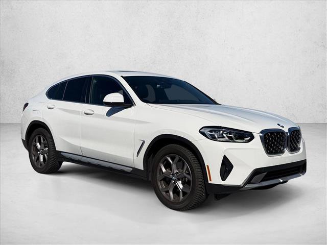 Used 2022 BMW X4 xDrive30i w/ Convenience Package AWD/4WD image 3