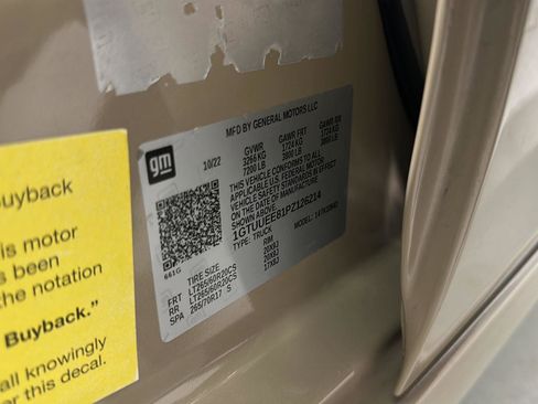 Used 2023 GMC Sierra 1500 AT4 w/ Technology Package image 31