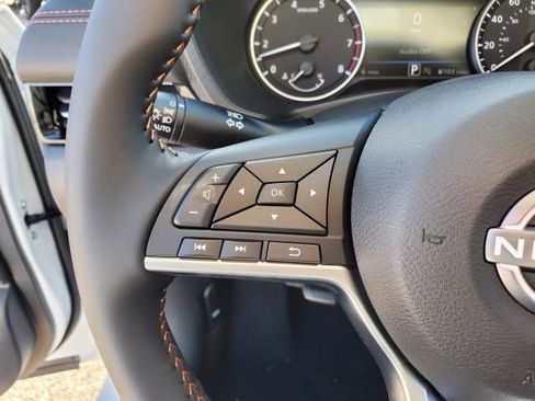 New 2025 Nissan Sentra SR image 24