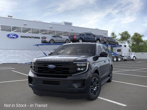 New 2026 Ford Expedition Max Active AWD/4WD image 3