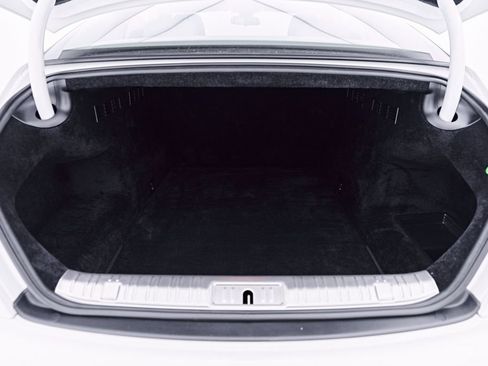 Used 2014 Rolls-Royce Wraith RWD image 29