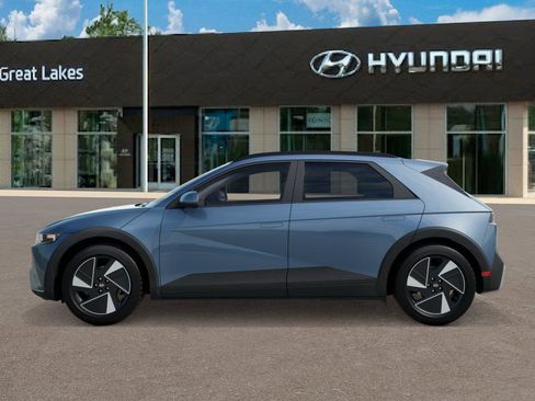 New 2025 Hyundai Ioniq 5 SEL image 3