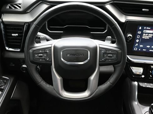 Used 2023 GMC Sierra 1500 Denali w/ Denali Reserve Package AWD/4WD image 15