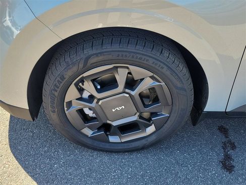 New 2026 Kia Carnival EX image 38