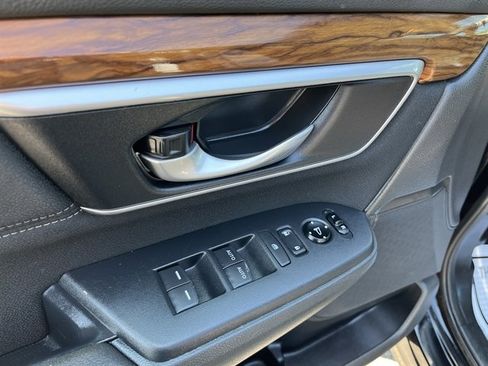 Used 2019 Honda CR-V EX image 17