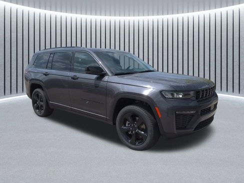 New 2026 Jeep Grand Cherokee L Limited AWD/4WD image 1
