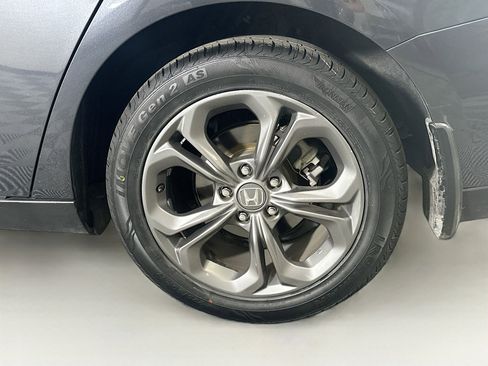 Used 2024 Honda Accord EX image 11