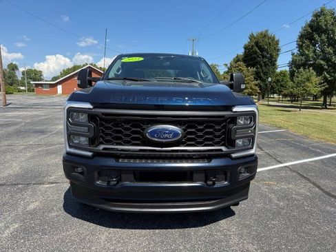 Used 2023 Ford F250 XLT w/ XLT Premium Package image 3