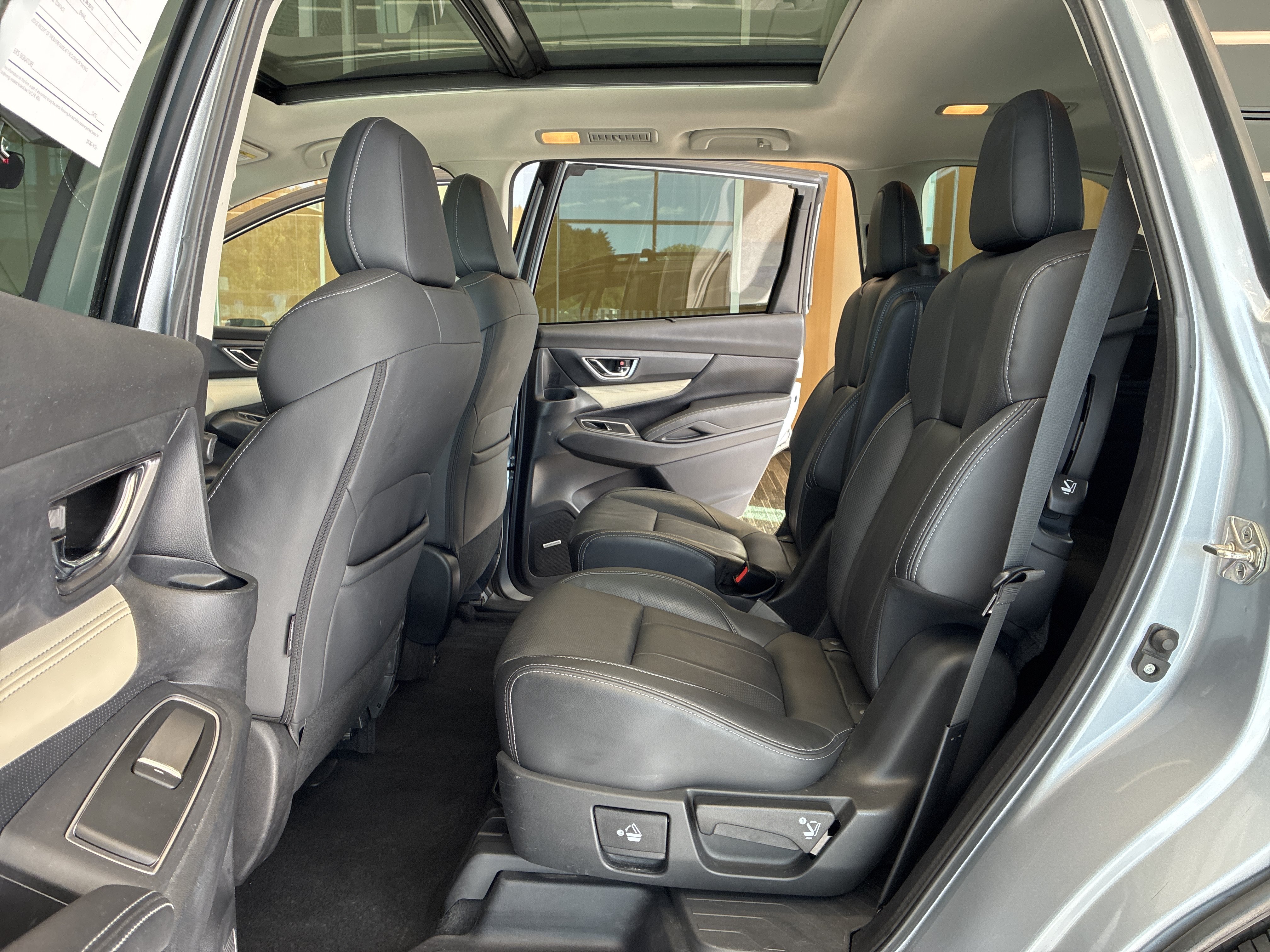 Used 2019 Subaru Ascent Limited AWD/4WD image 12