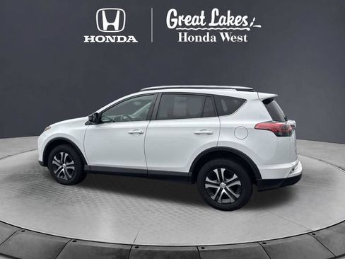 Used 2016 Toyota RAV4 LE AWD/4WD image 8