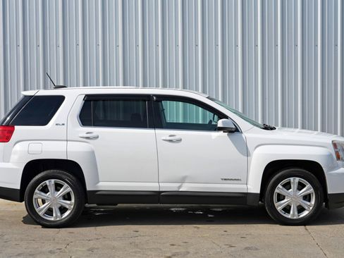 Used 2017 GMC Terrain SLE image 46