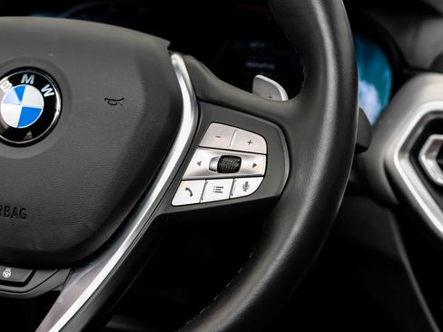 Used 2025 BMW X4 xDrive30i image 21