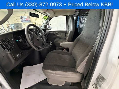 Used 2024 GMC Savana 2500 w/ Driver Convenience Package RWD image 11