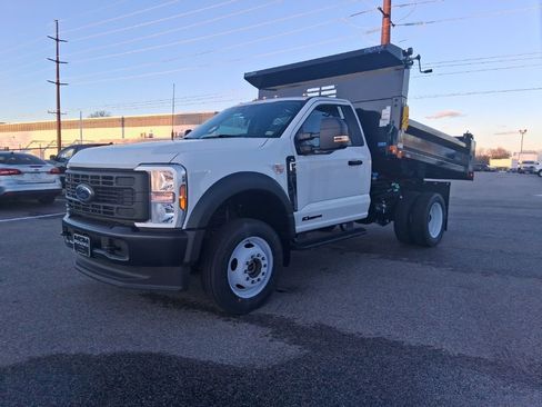 Used 2024 Ford F550 4x4 Regular Cab Super Duty image 1