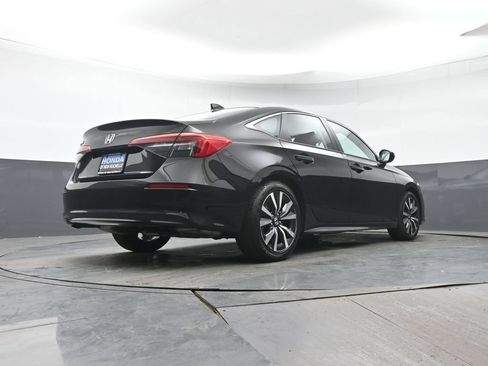 Used 2024 Honda Civic EX image 29