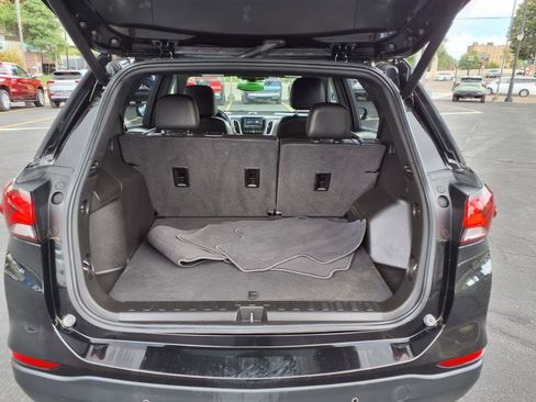 Used 2022 Chevrolet Equinox Premier image 19