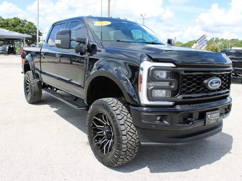 Used 2024 Ford F250 Lariat w/ Lariat Ultimate Package AWD/4WD image 16