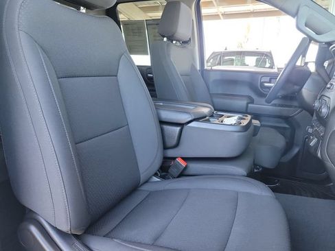 Certified 2025 Chevrolet Silverado 2500 Custom AWD/4WD image 21