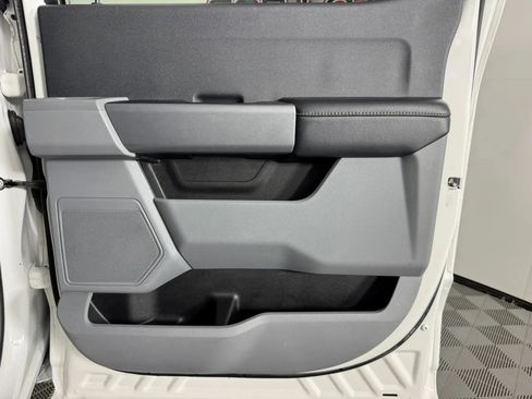 Used 2023 Ford F350 XLT AWD/4WD image 39